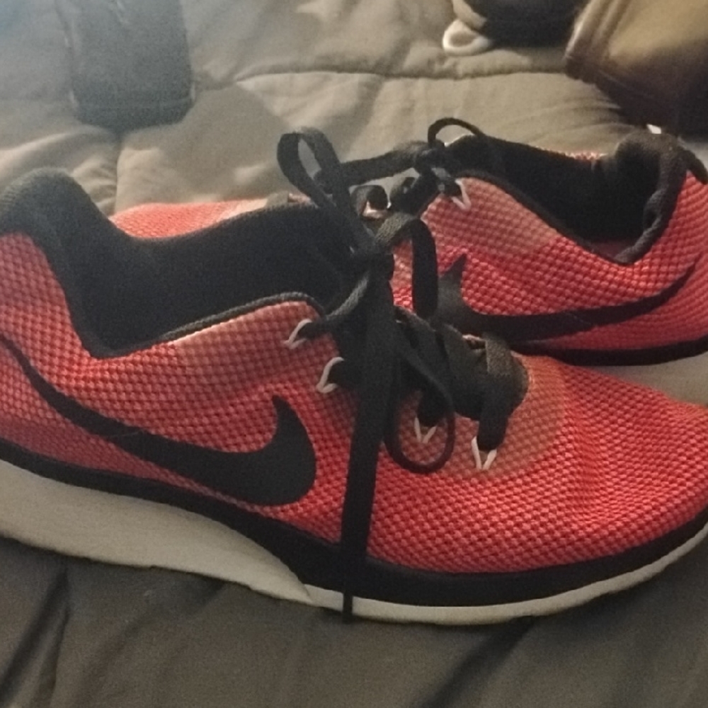 Nike Black and Red Athletic Shoes